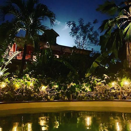 Banan Woz Apartamento Bouillante Exterior foto