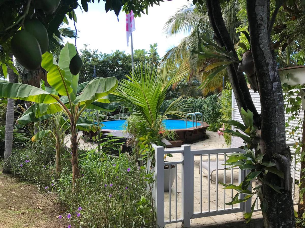 Banan Woz Apartamento Bouillante Exterior foto